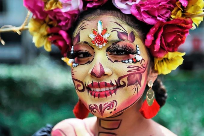Парад в Мексике, приуроченный ко Дню Мёртвых